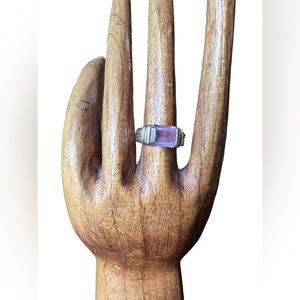 VTG sterling silver ring with emerald cut amethyst